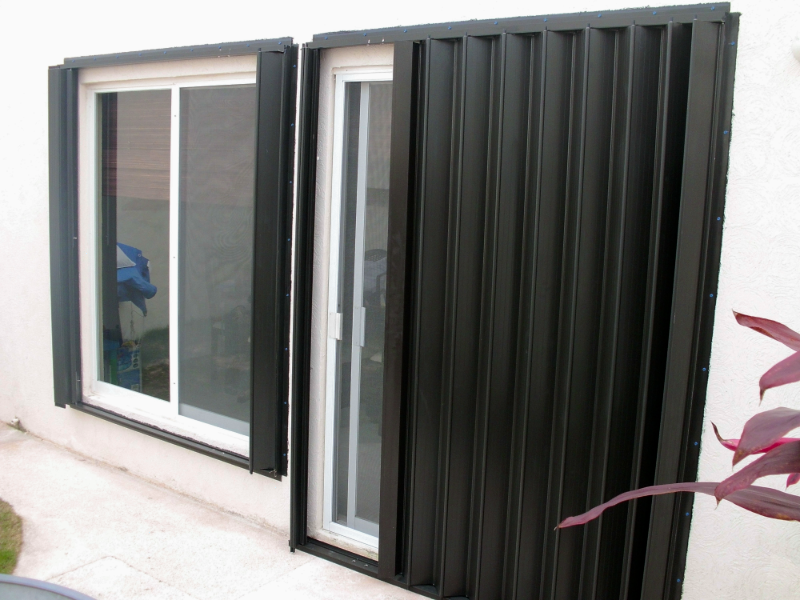 Protección anticiclónica y cortinas antihuracanes en Cancún